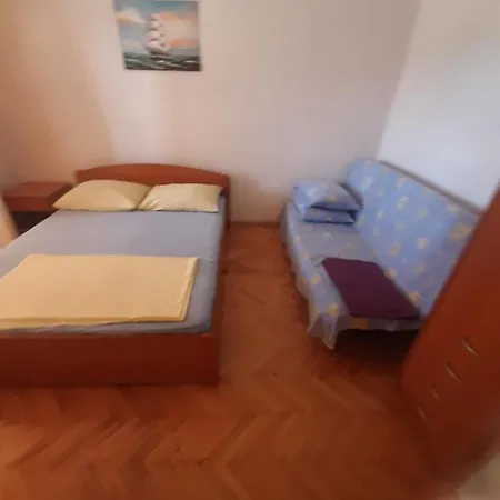 Milunovic * Makarska